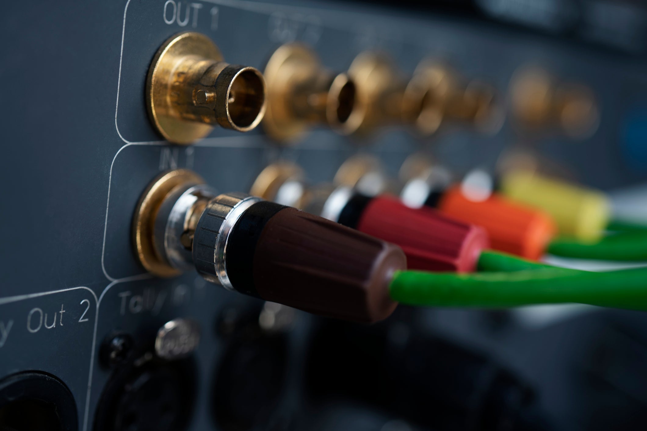 32 Things You Can Plug into Your TV